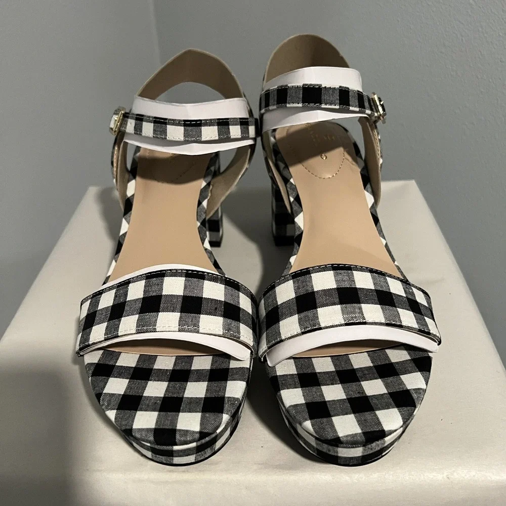 Bandolino Pennie 7 Women's Sandals Black White Plaid Size 7.5 M Brand New